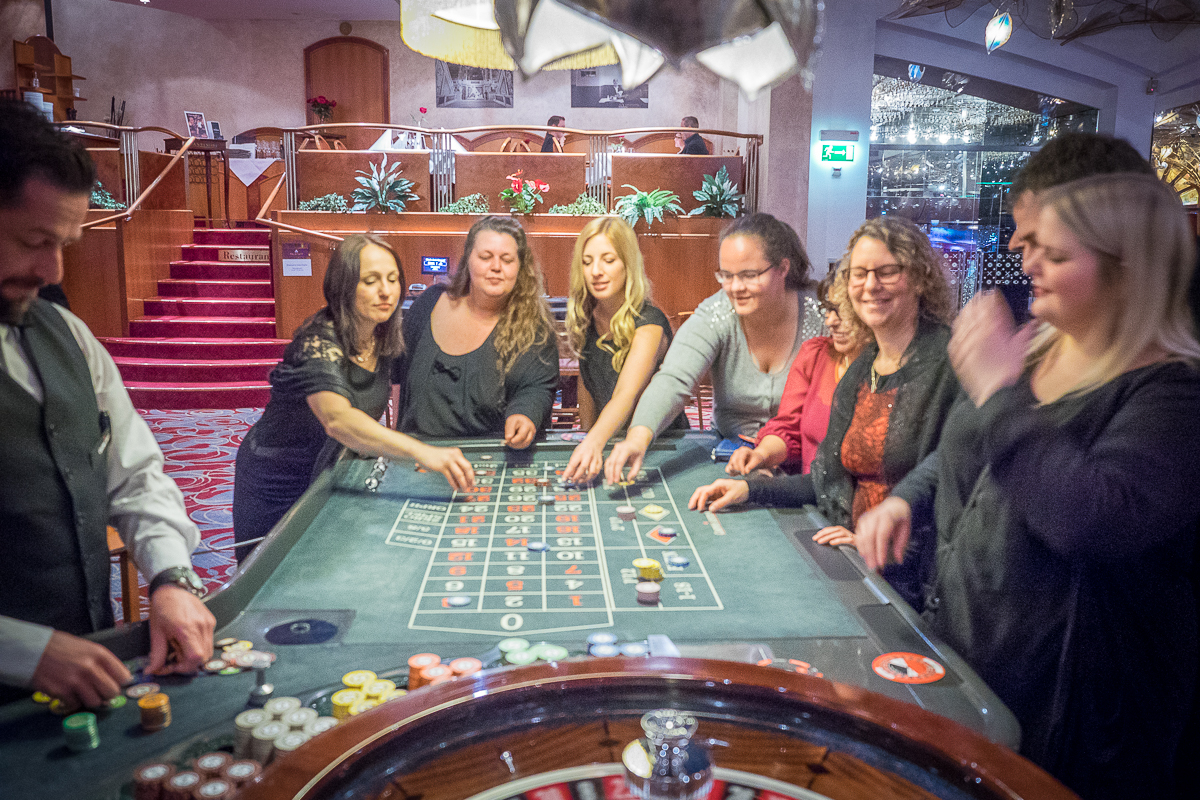 Neujahrsessen 2016 - Casino Royal