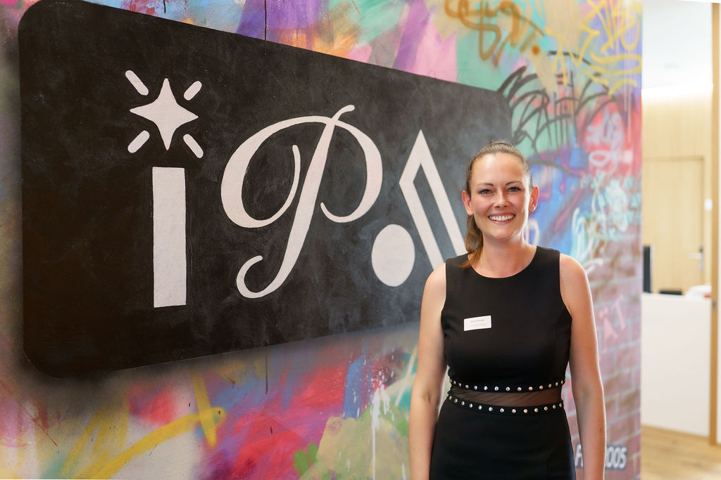 IPA Internationale Personal Agentur feiert das 18. Firmenjubiläum mit neuen Markenauftritt von 2sic 