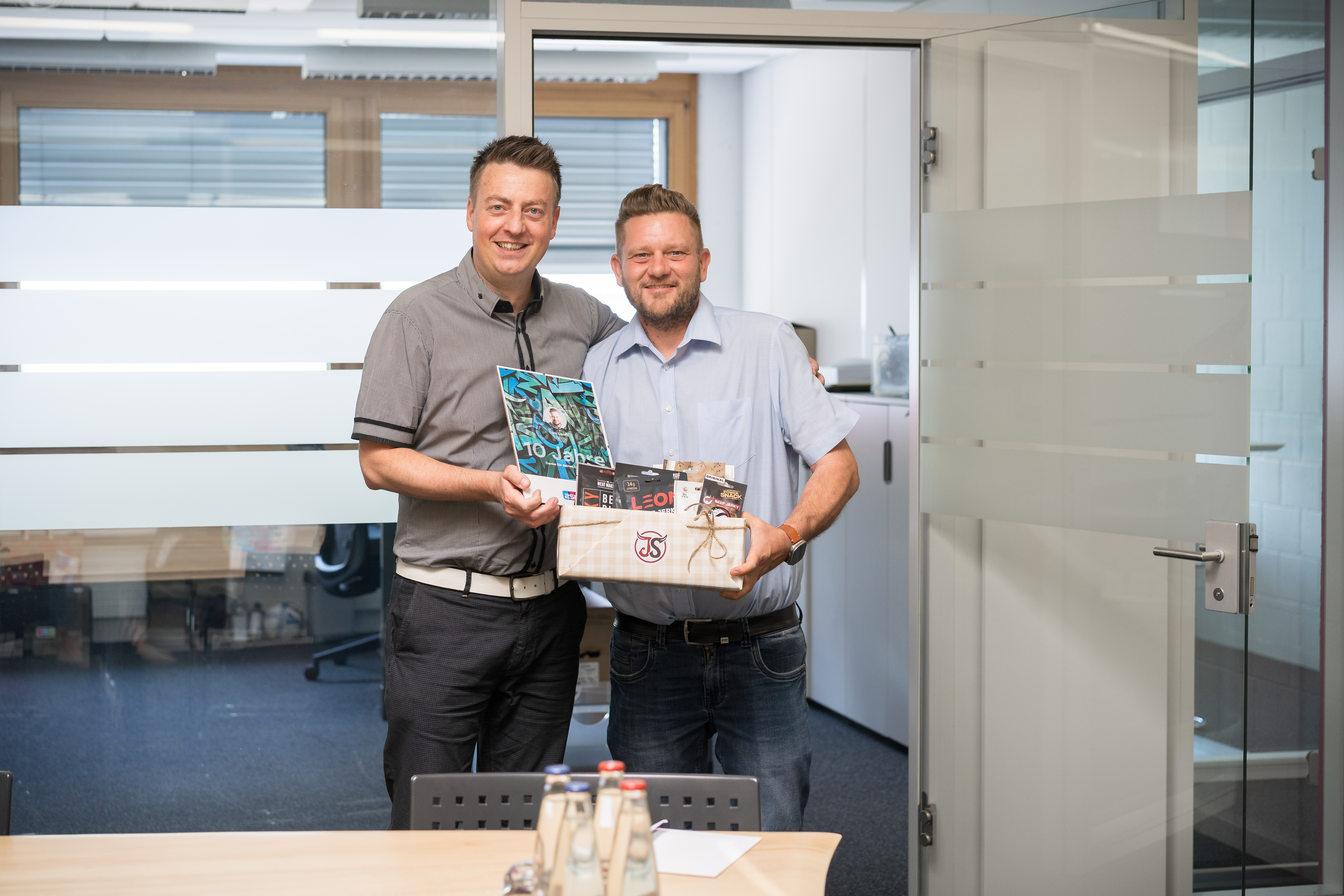 10 Jahre voller Kreativität: Thomas Lendi feiert Jubiläum