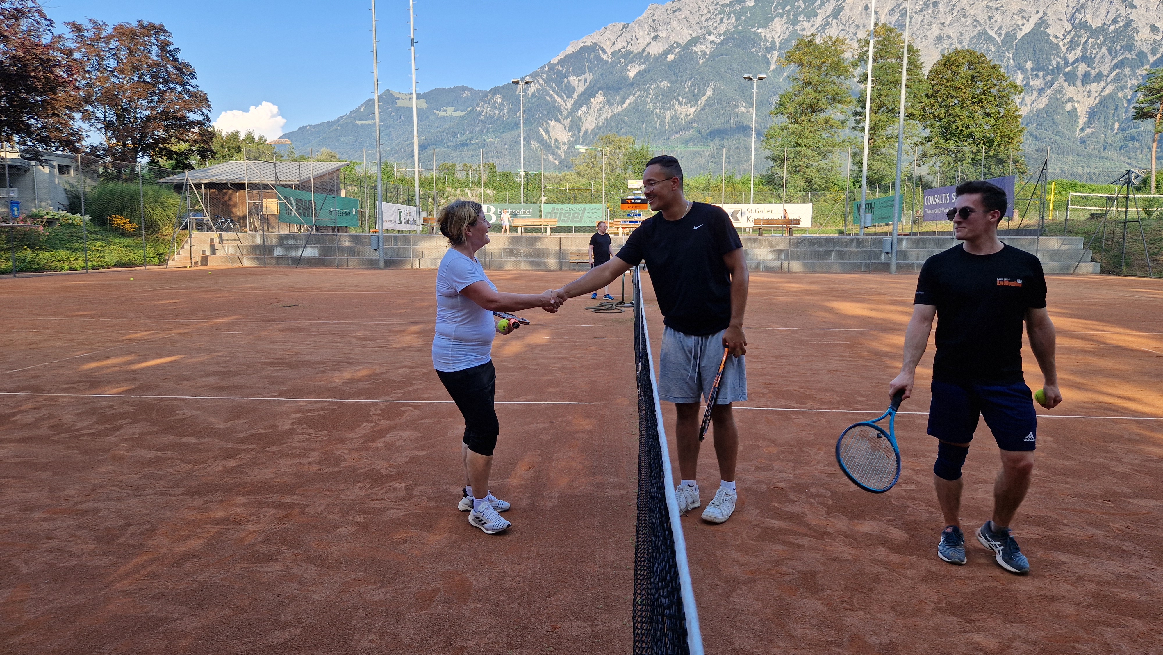 Game, Set, Match: 2sic lässt den Tennisball tanzen!